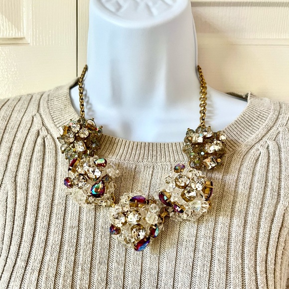 Extremely Rare! J. Crew Crystal and Aurora Borealis Cluster Necklace - Picture 7 of 9